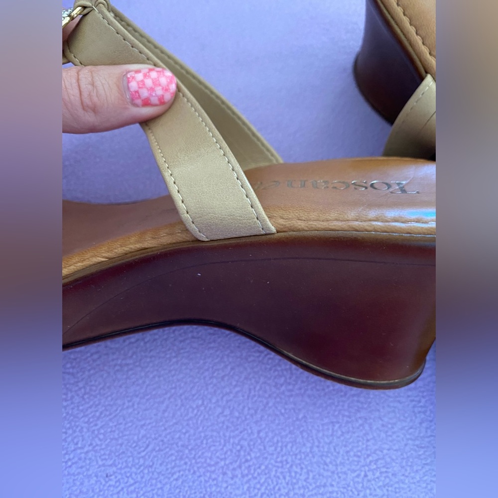 Toscanella Italian sandals with gem accents, tan, size 9 - Picture 4 of 13